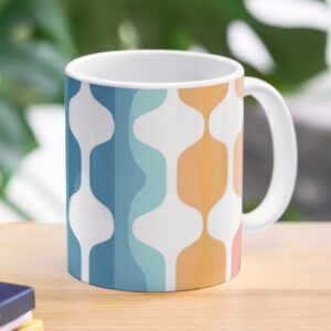 The Polychromatic Mug